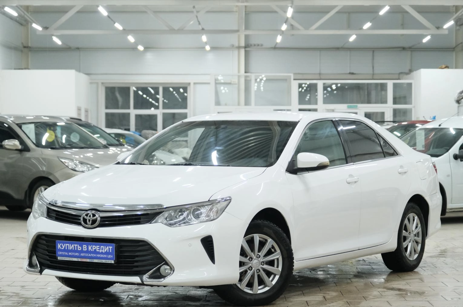 Toyota Camry 3 из 24