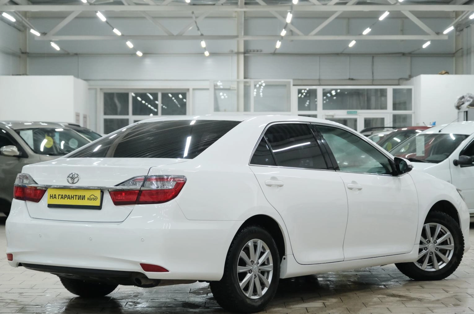 Toyota Camry 6 из 24