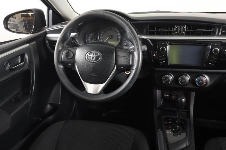 Toyota Corolla 11 из 20