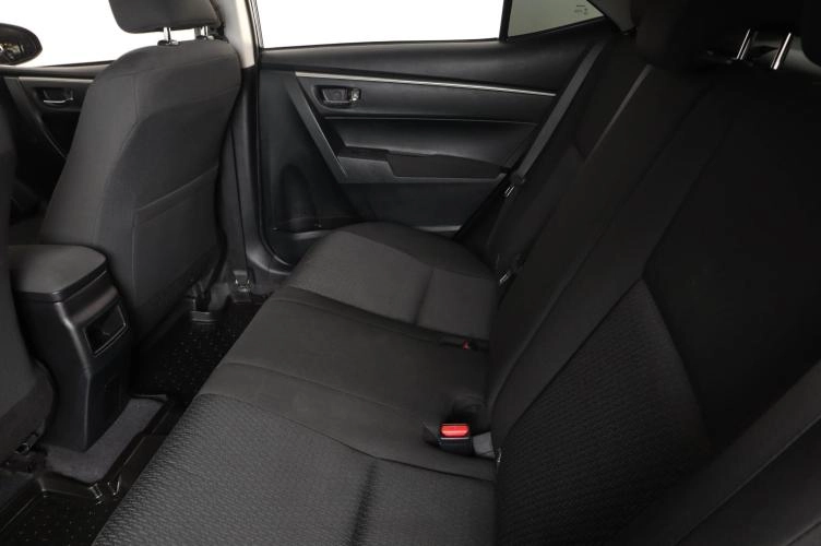 Toyota Corolla 8 из 20