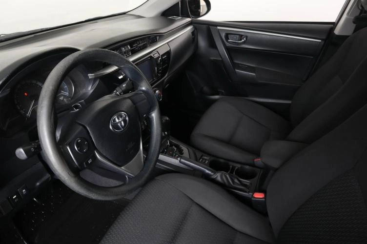 Toyota Corolla 7 из 20