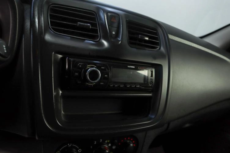 Renault Logan 10 из 14