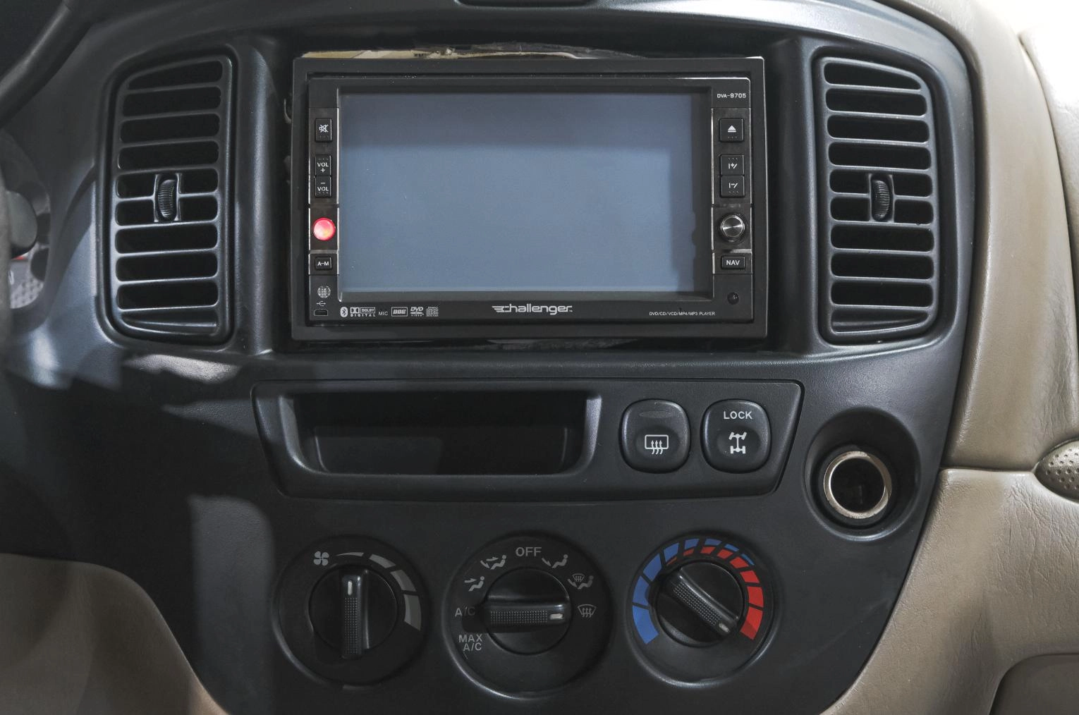 Mazda Tribute 17 из 24