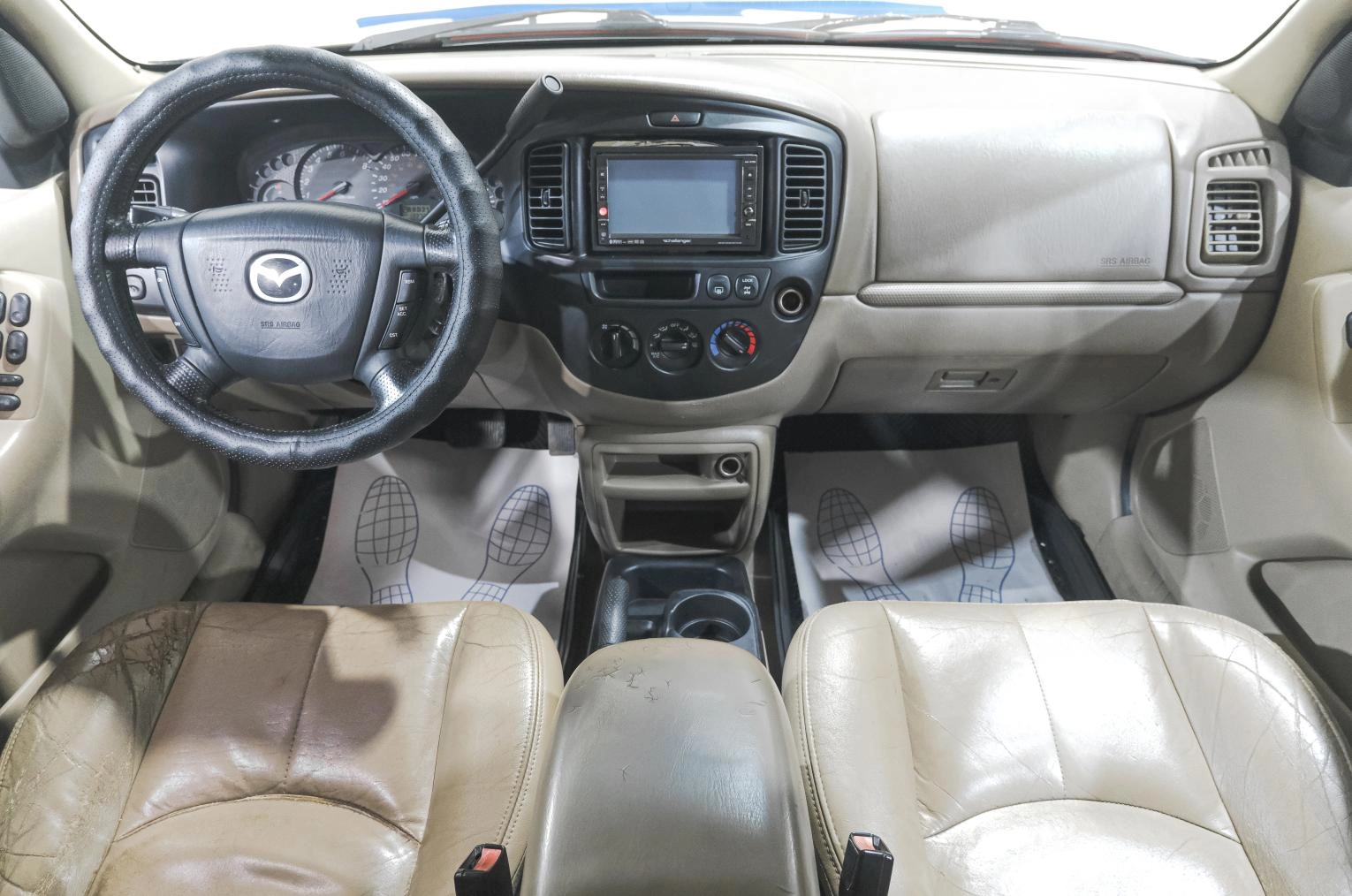 Mazda Tribute 10 из 24