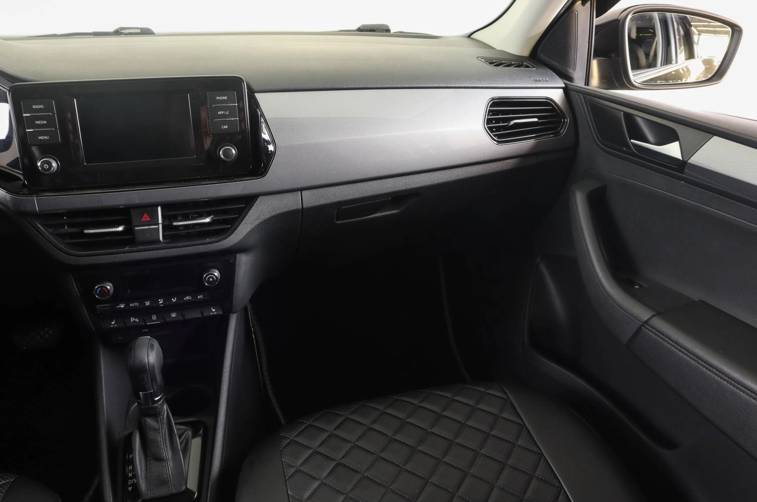 Volkswagen Polo 13 из 22