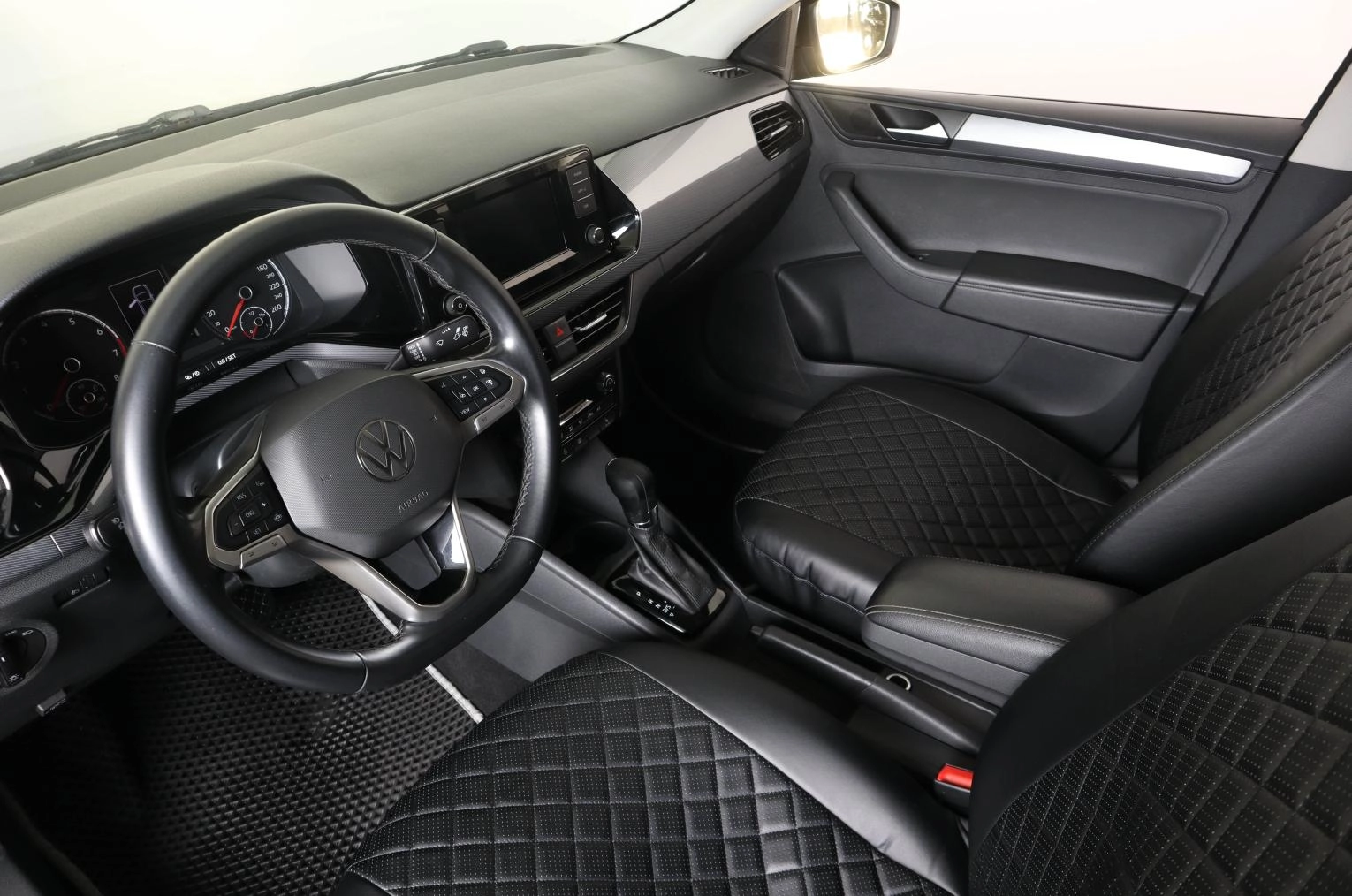 Volkswagen Polo 7 из 22