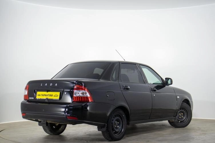ВАЗ (LADA) Priora 4 из 5