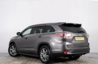 Toyota Highlander 4 из 27