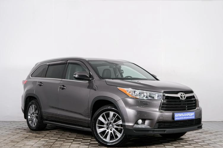 Toyota Highlander 1 из 5