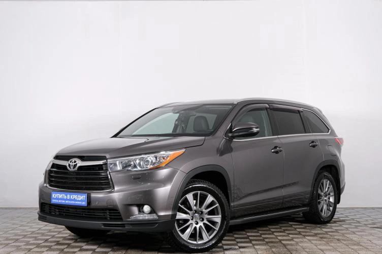Toyota Highlander 3 из 5