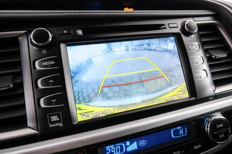 Toyota Highlander 15 из 27