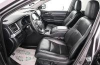 Toyota Highlander 7 из 27
