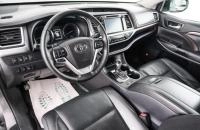 Toyota Highlander 8 из 27