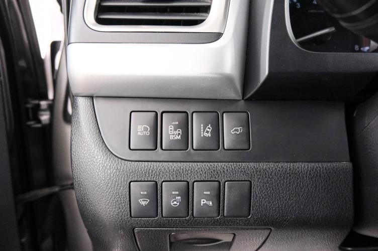 Toyota Highlander 21 из 27