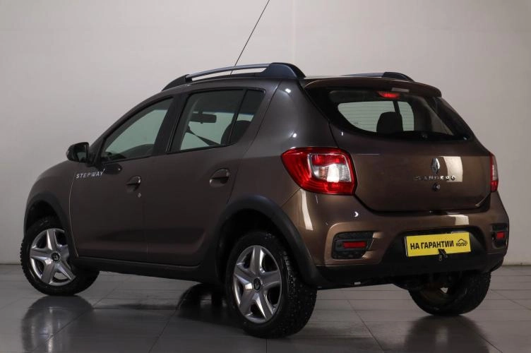 Renault Sandero Stepway 4 из 5
