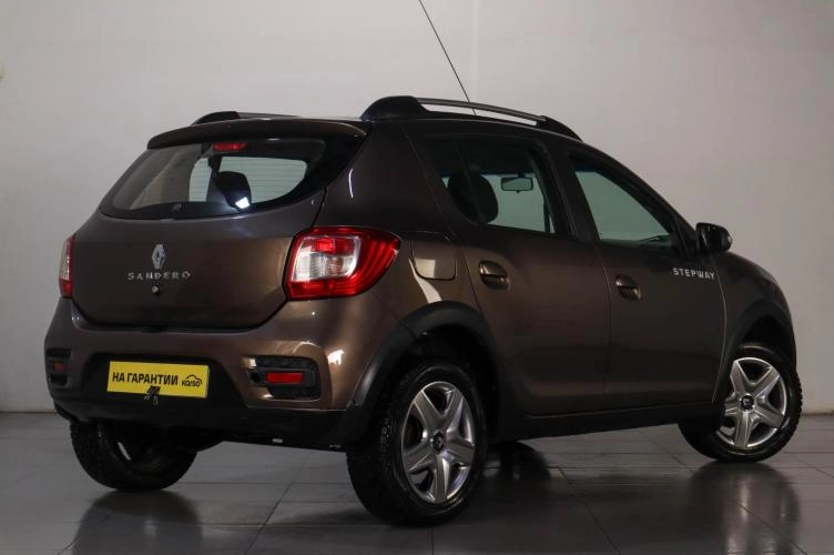 Renault Sandero Stepway 6 из 6