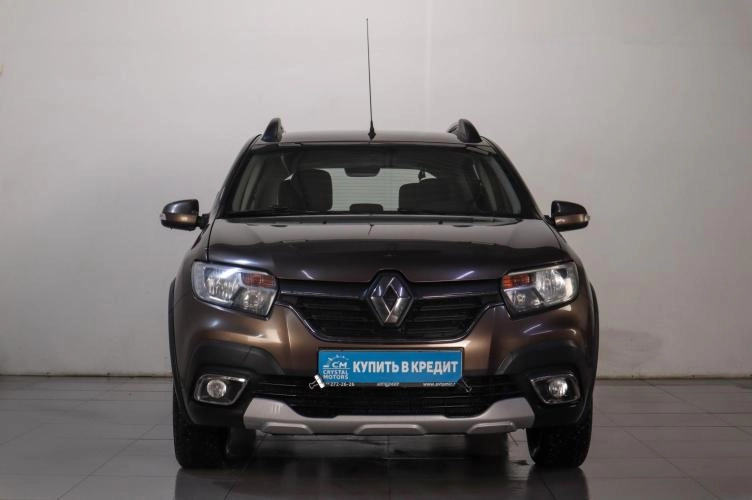 Renault Sandero Stepway 2 из 5