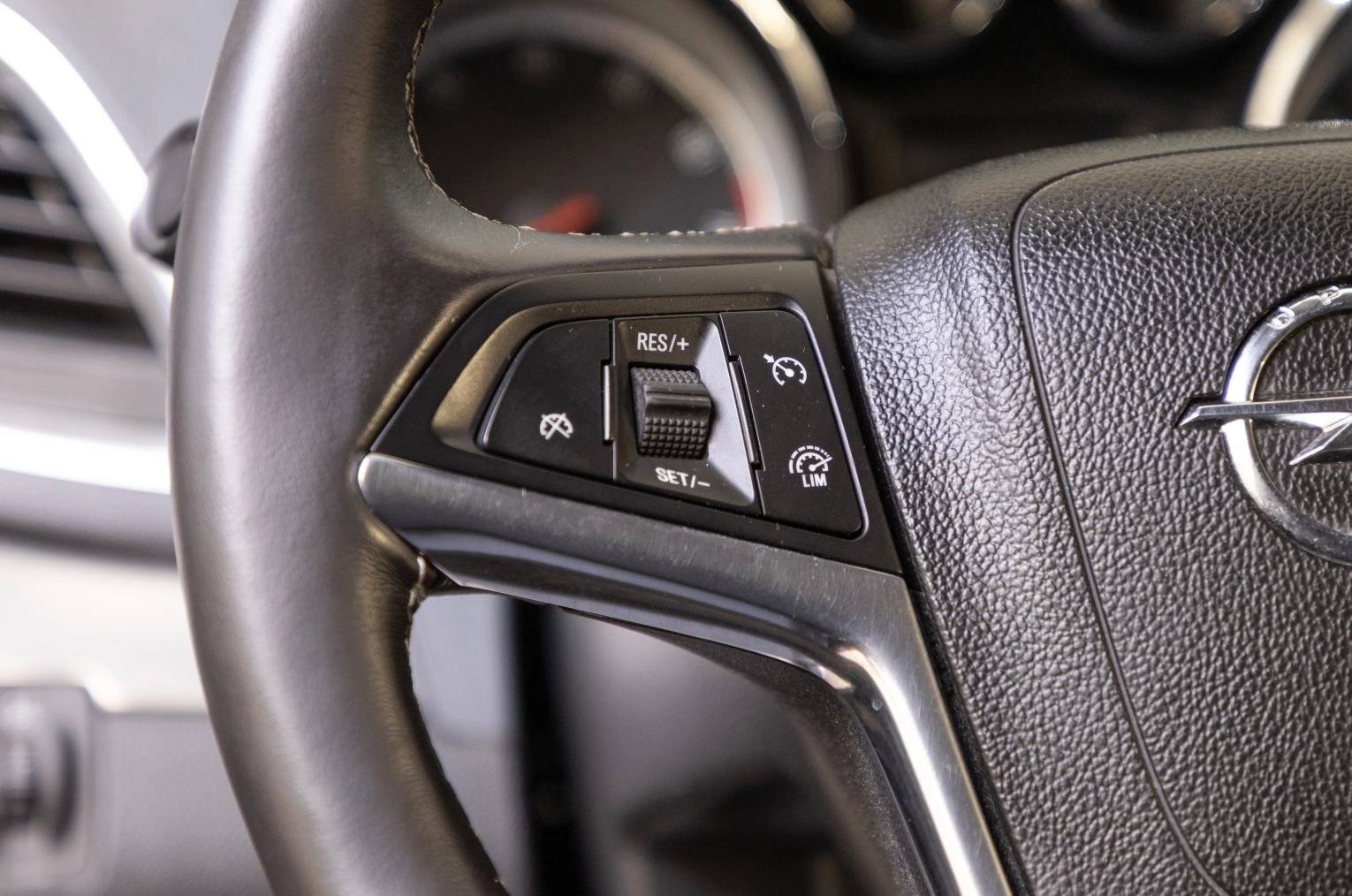 Opel Mokka 10 из 19