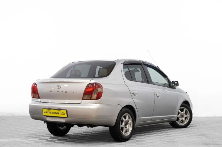 Toyota Platz 4 из 6