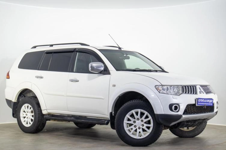 Mitsubishi Pajero Sport 1 из 5