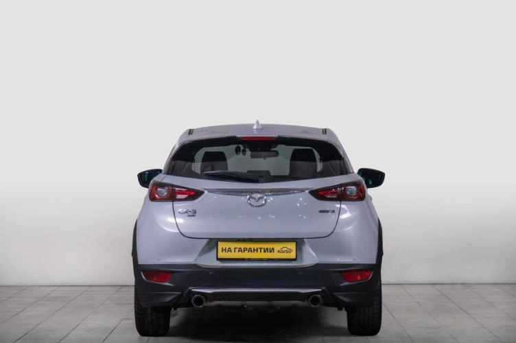 Mazda CX-3 4 из 6