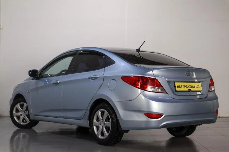 Hyundai Solaris 4 из 6