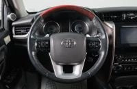 Toyota Fortuner 12 из 21