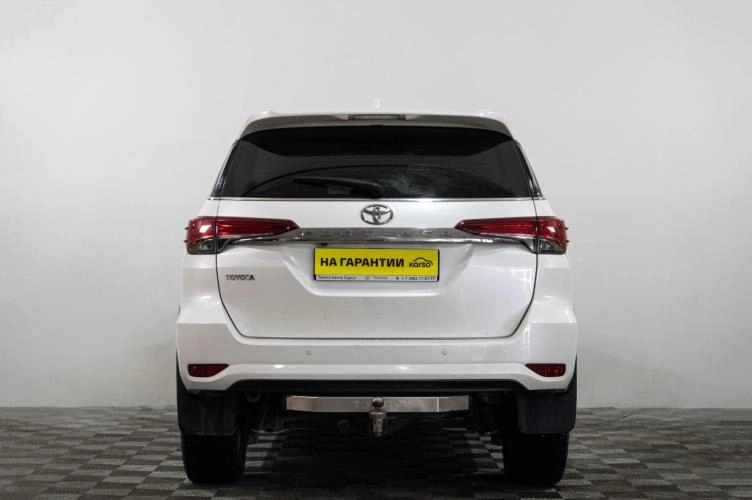Toyota Fortuner 5 из 5