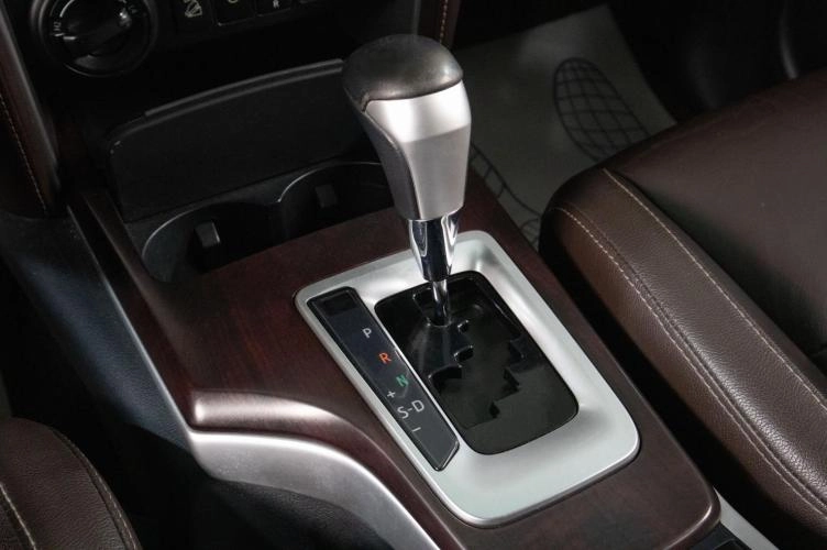 Toyota Fortuner 16 из 21