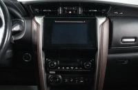 Toyota Fortuner 15 из 21