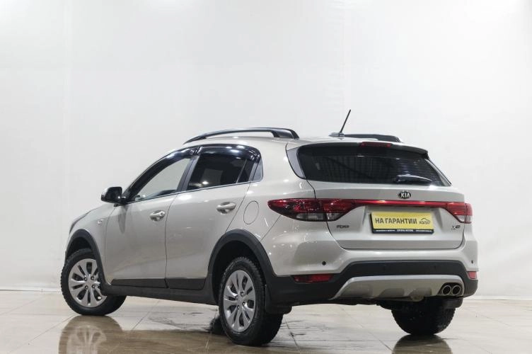 KIA Rio X-Line 4 из 6