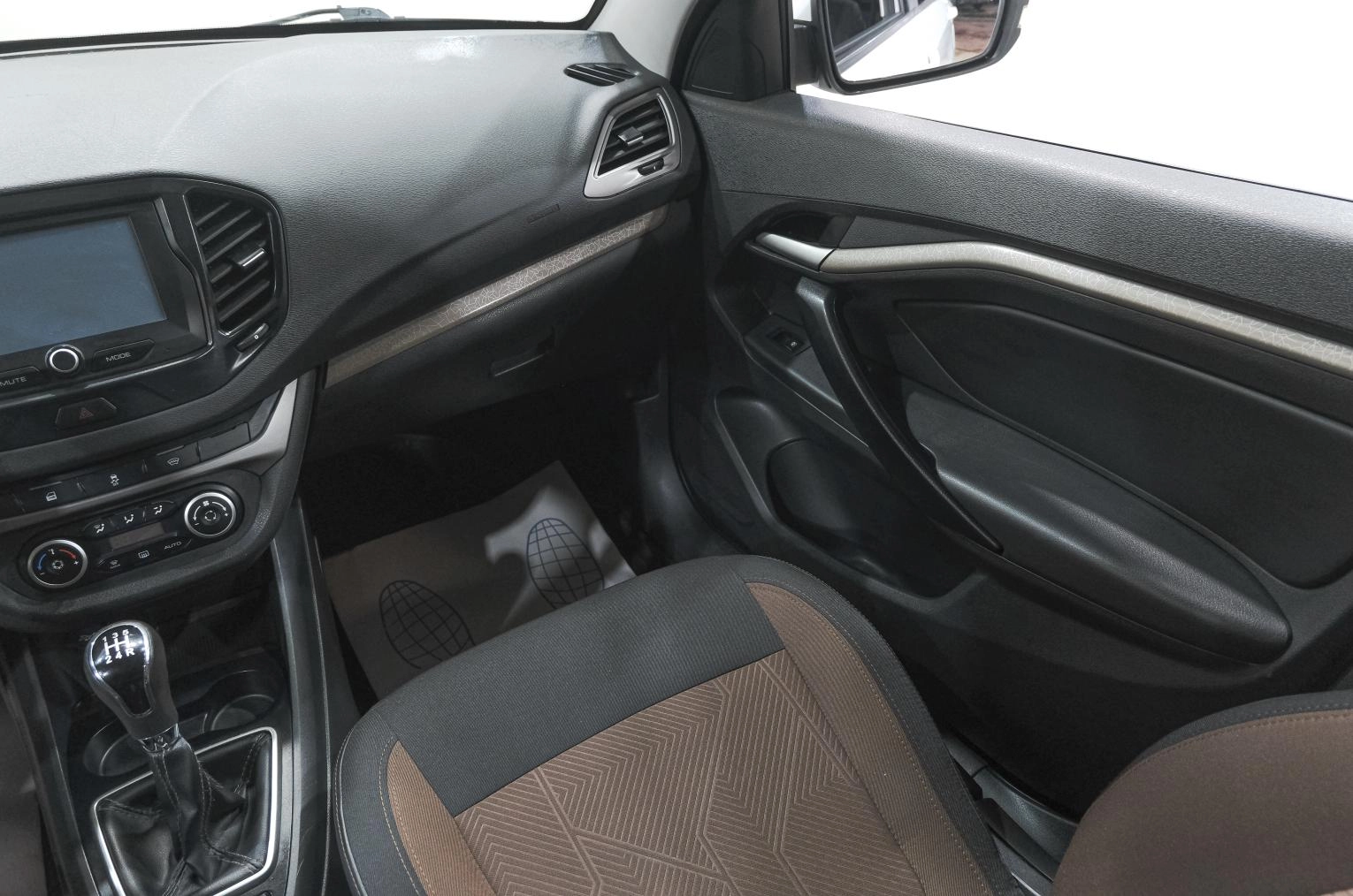 ВАЗ (LADA) Vesta 11 из 26
