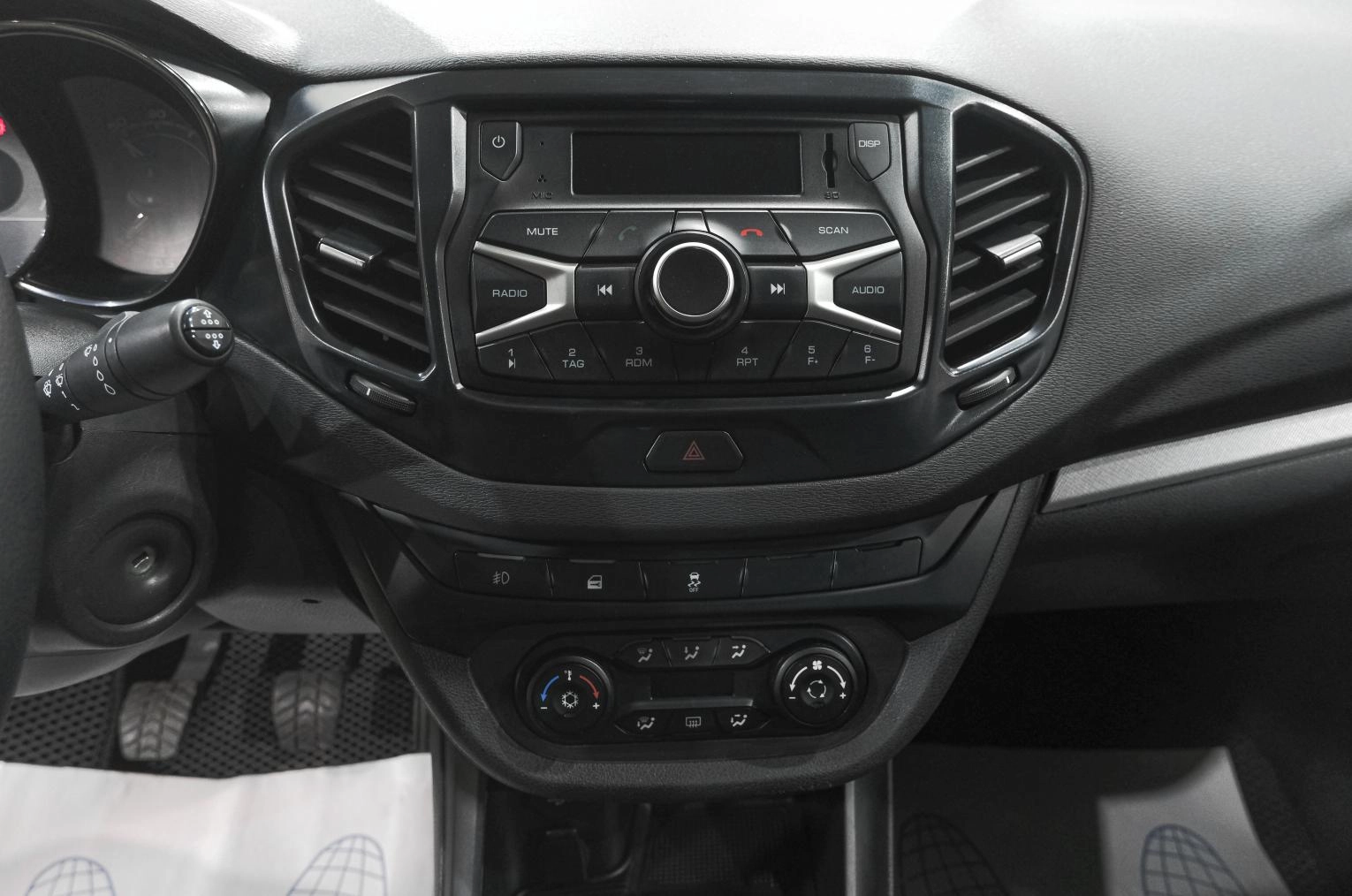 ВАЗ (LADA) Vesta 17 из 26