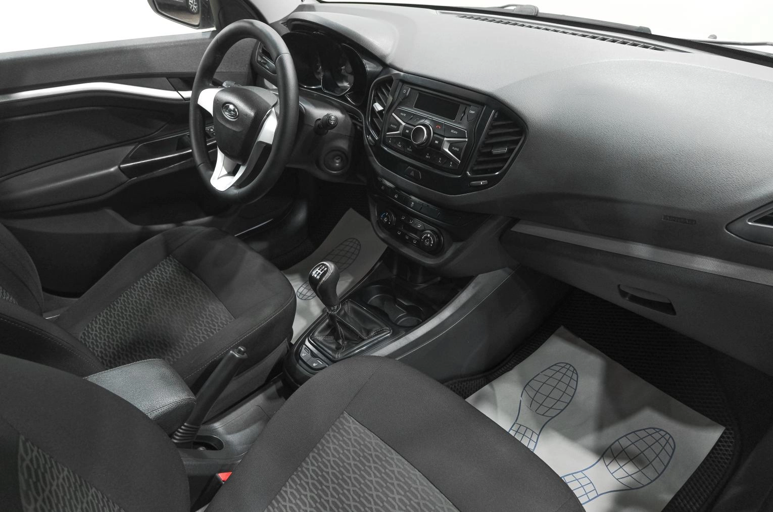 ВАЗ (LADA) Vesta 13 из 26