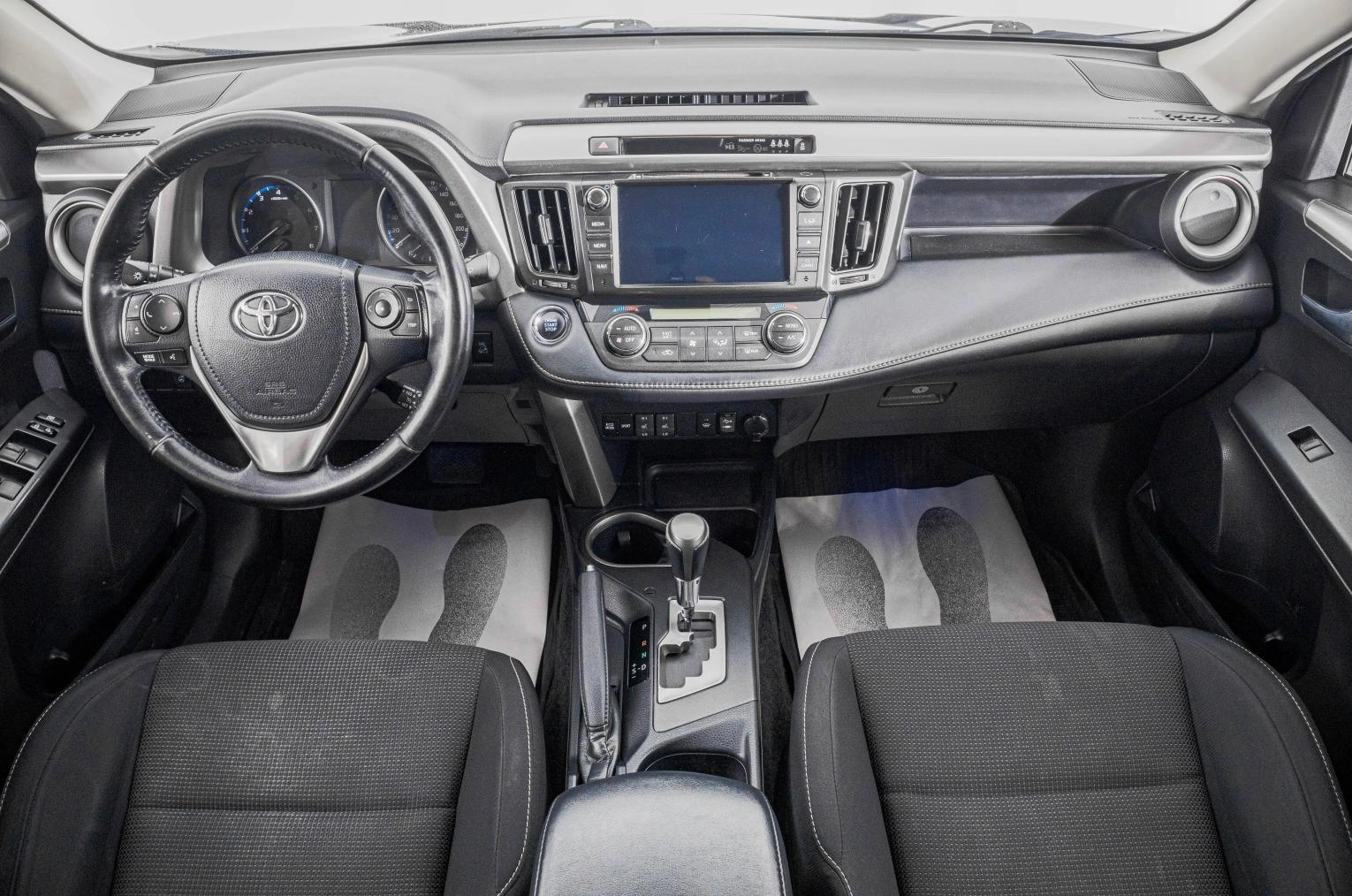 Toyota RAV4 9 из 30