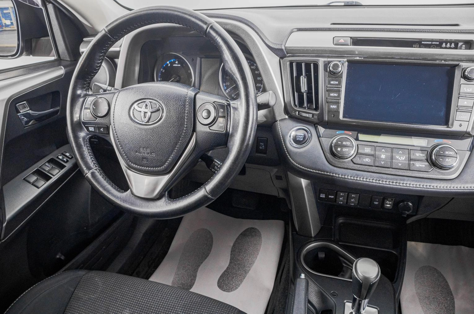 Toyota RAV4 18 из 30