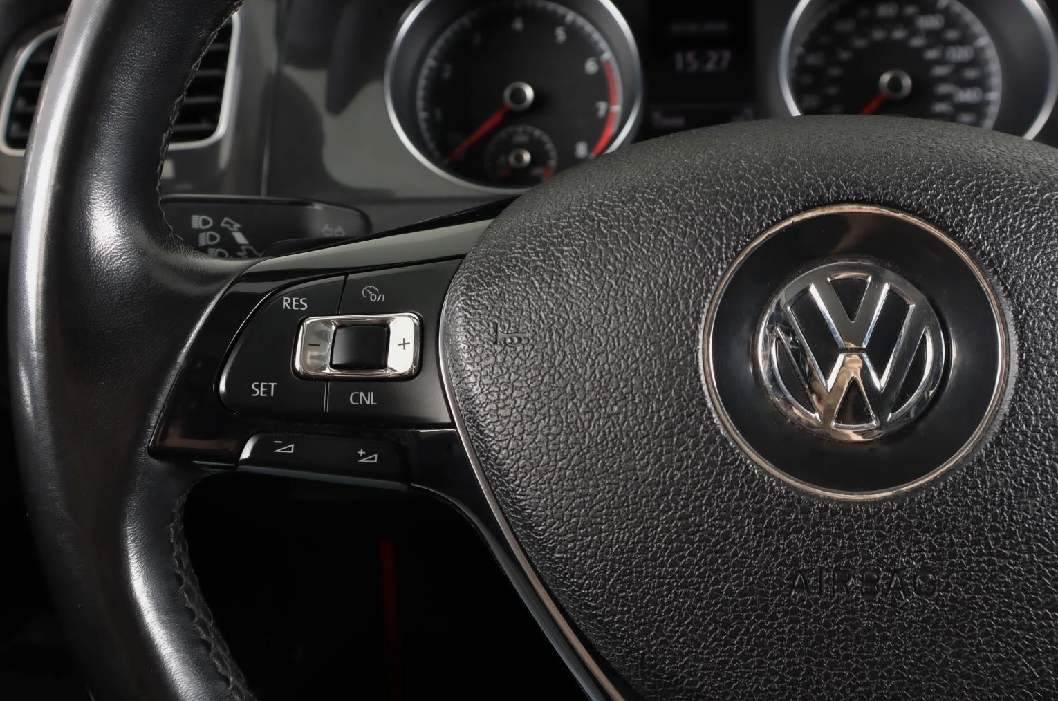 Volkswagen Golf 16 из 22