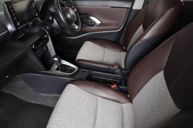 Toyota Yaris Cross 11 из 24