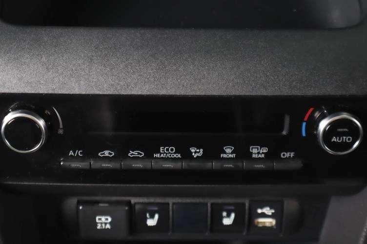 Toyota Yaris Cross 19 из 24