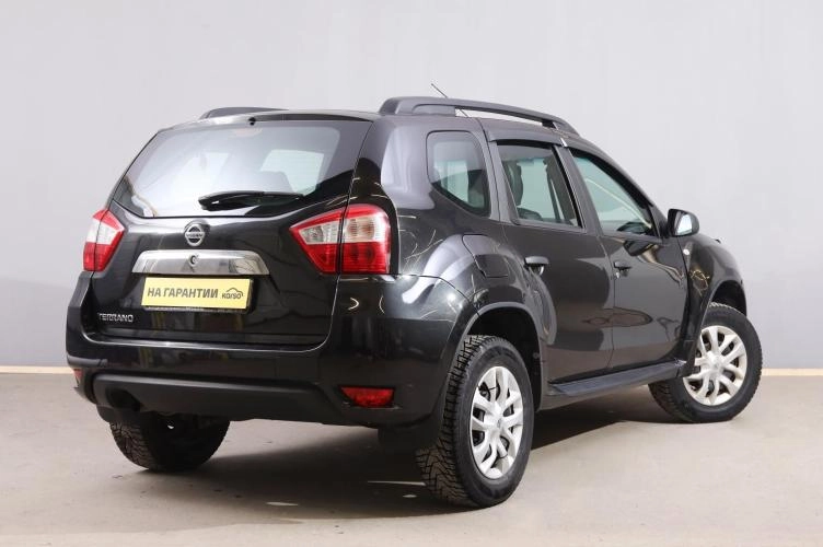 Nissan Terrano 4 из 6