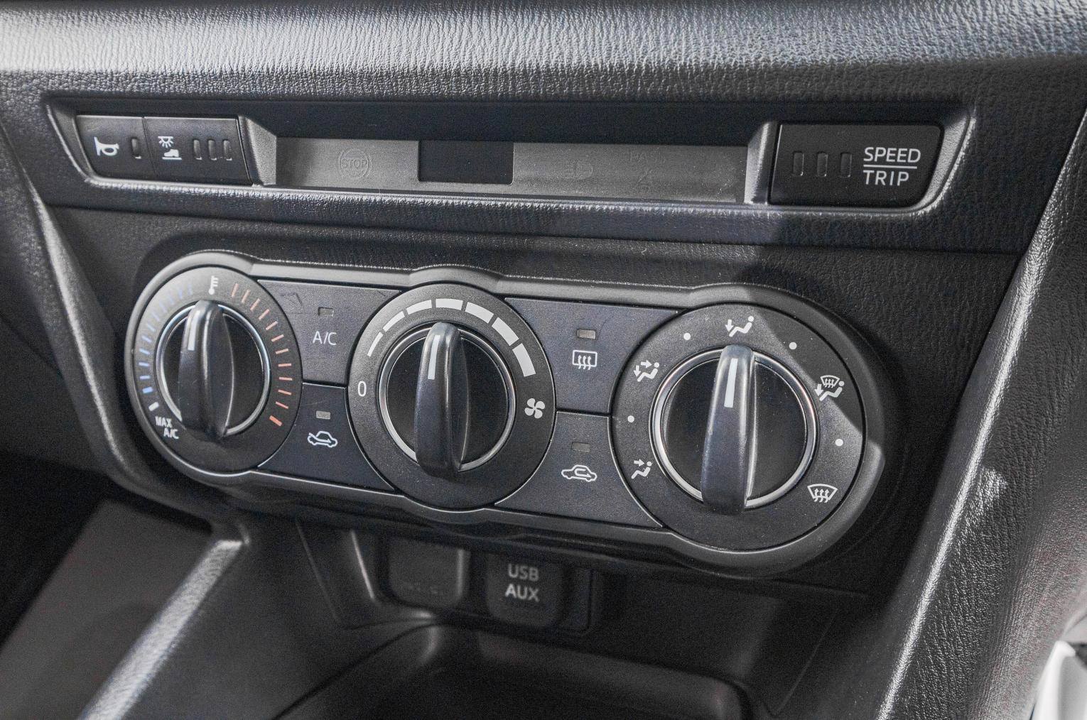 Mazda Axela 19 из 26