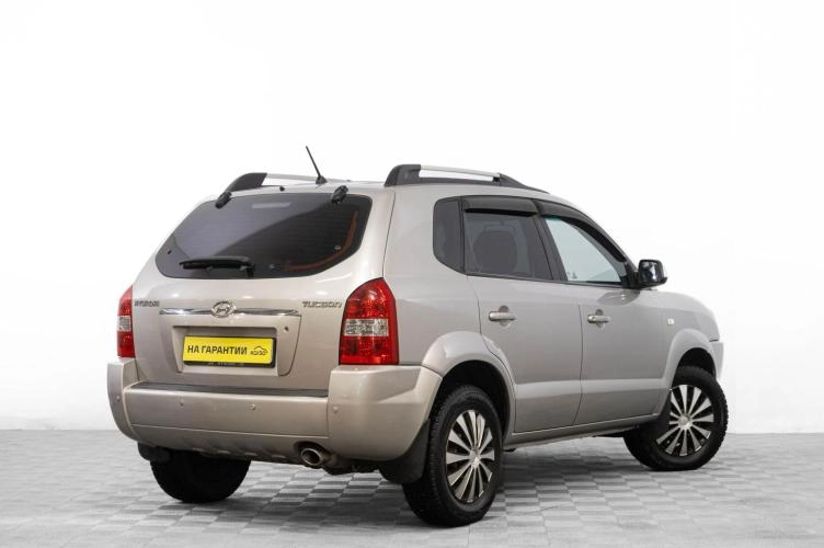 Hyundai Tucson 4 из 5
