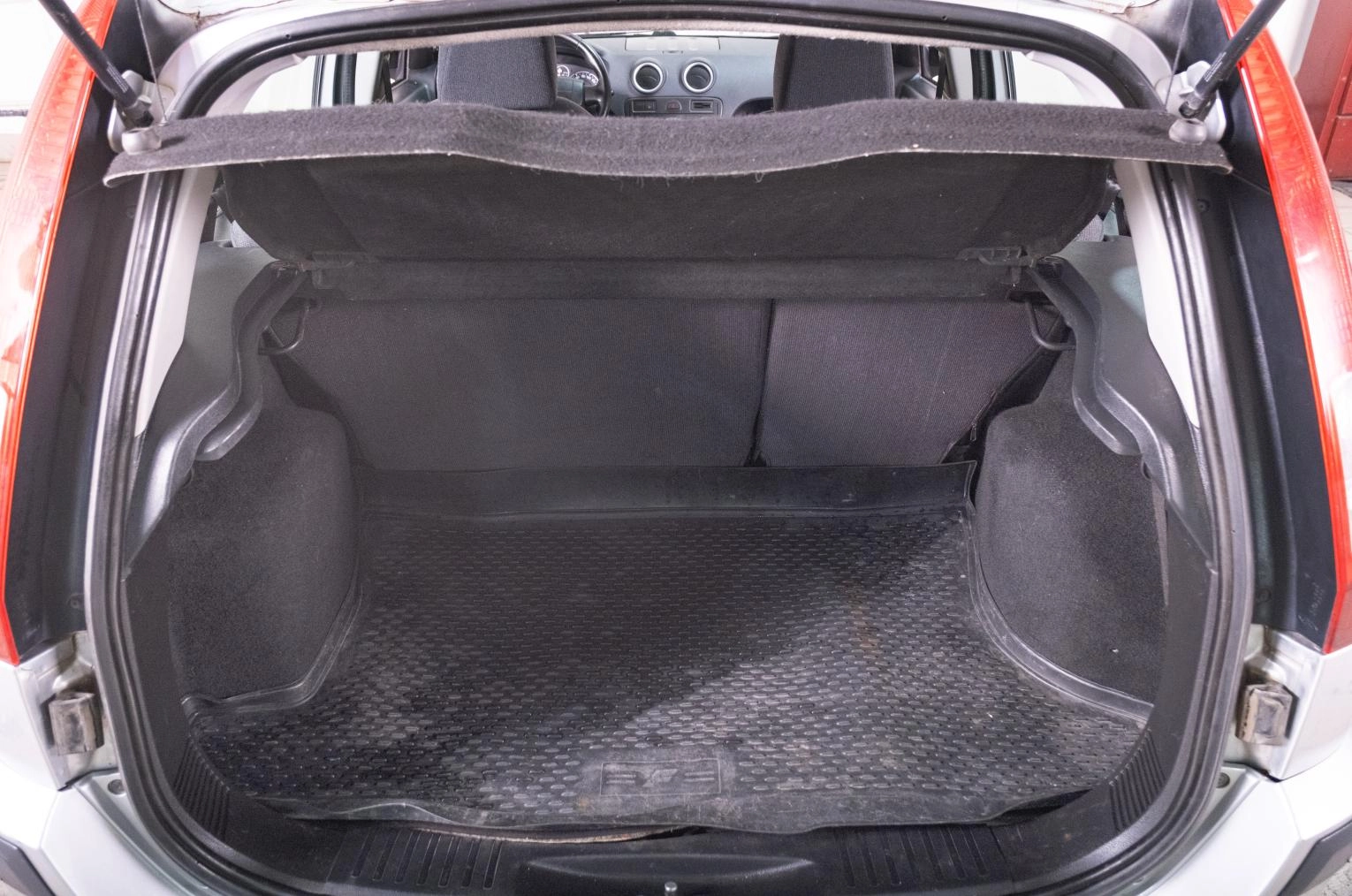 Ford Fusion 21 из 21