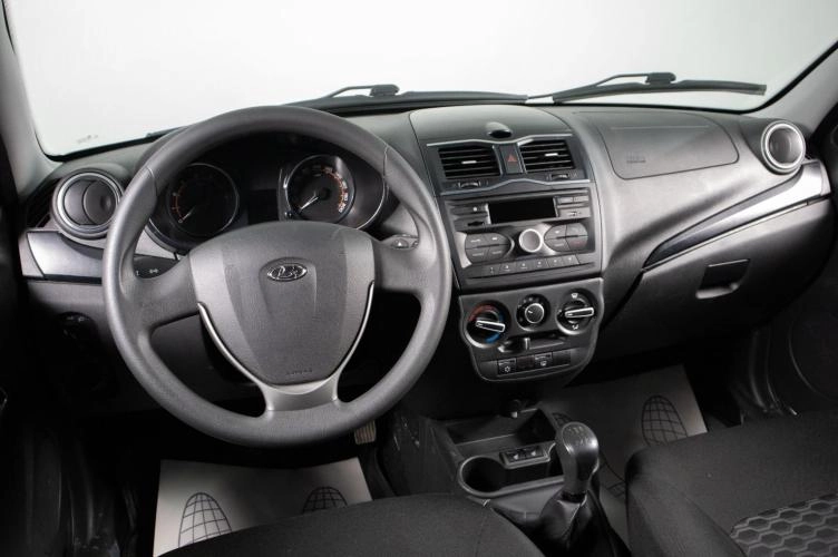 ВАЗ (LADA) Granta 10 из 17