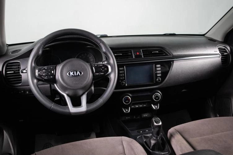 KIA Rio X-Line 10 из 19