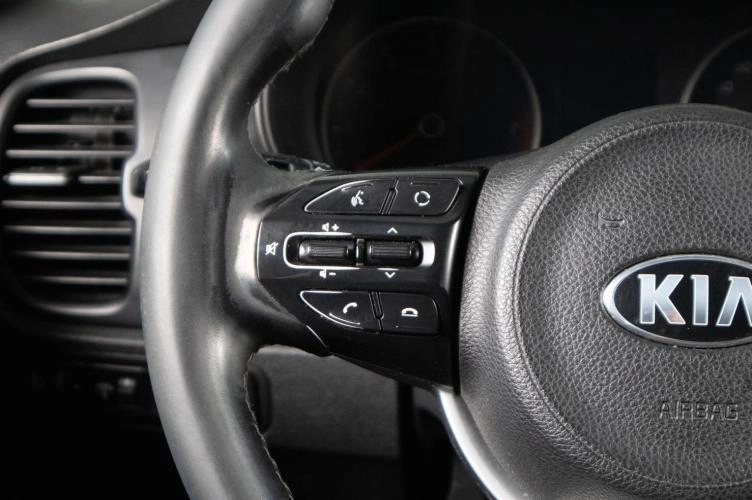 KIA Rio X-Line 11 из 19