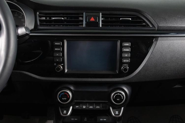 KIA Rio X-Line 15 из 19