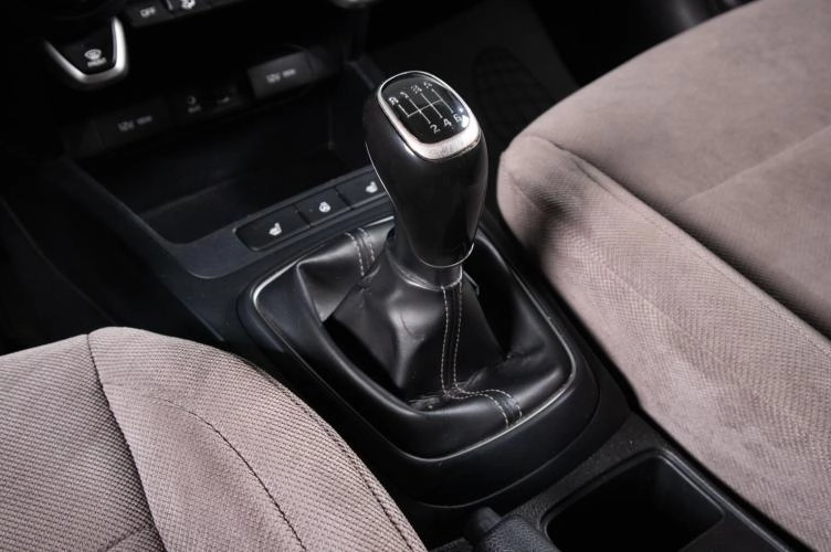 KIA Rio X-Line 16 из 19