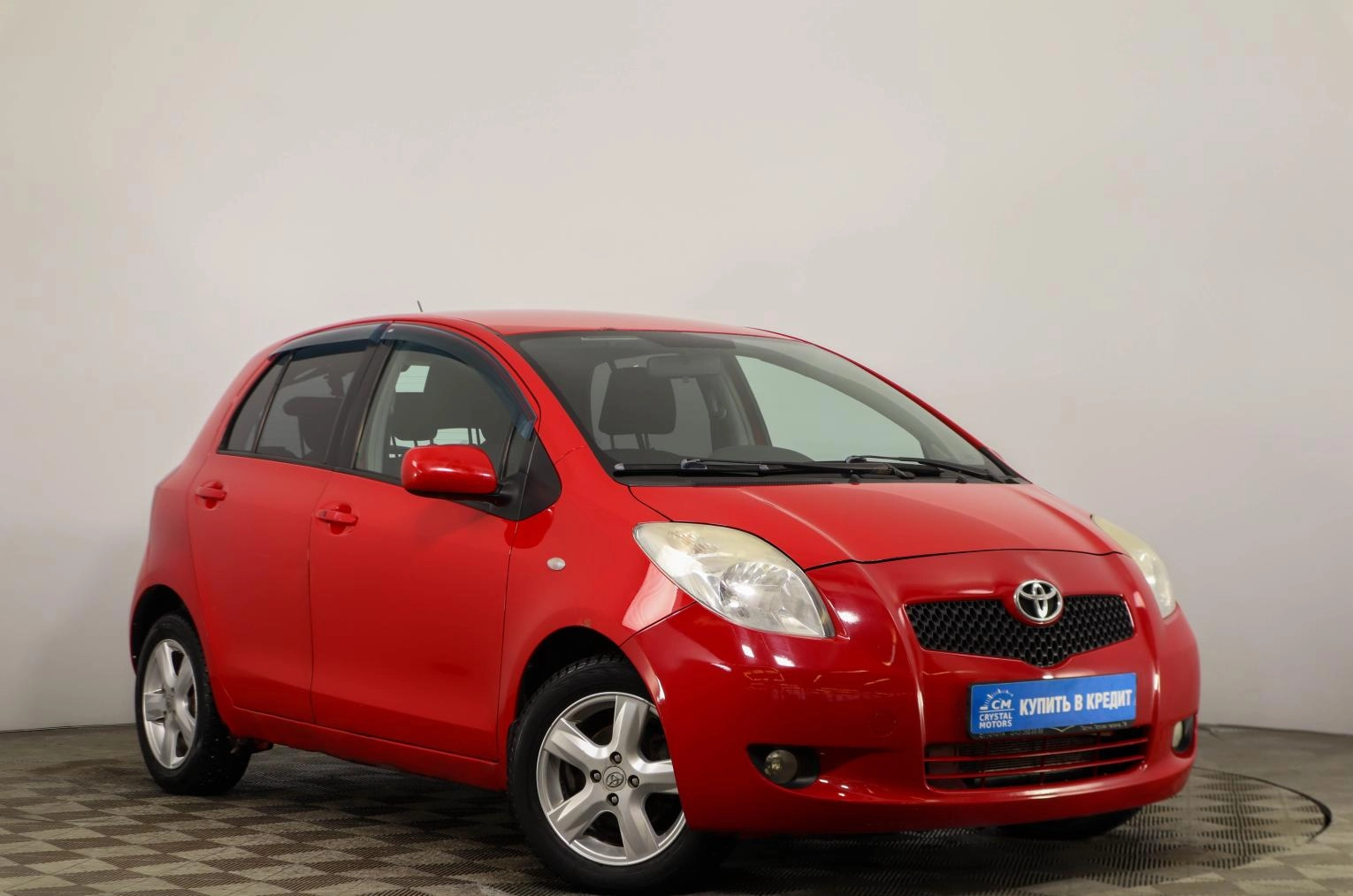 Toyota Yaris 1 из 23