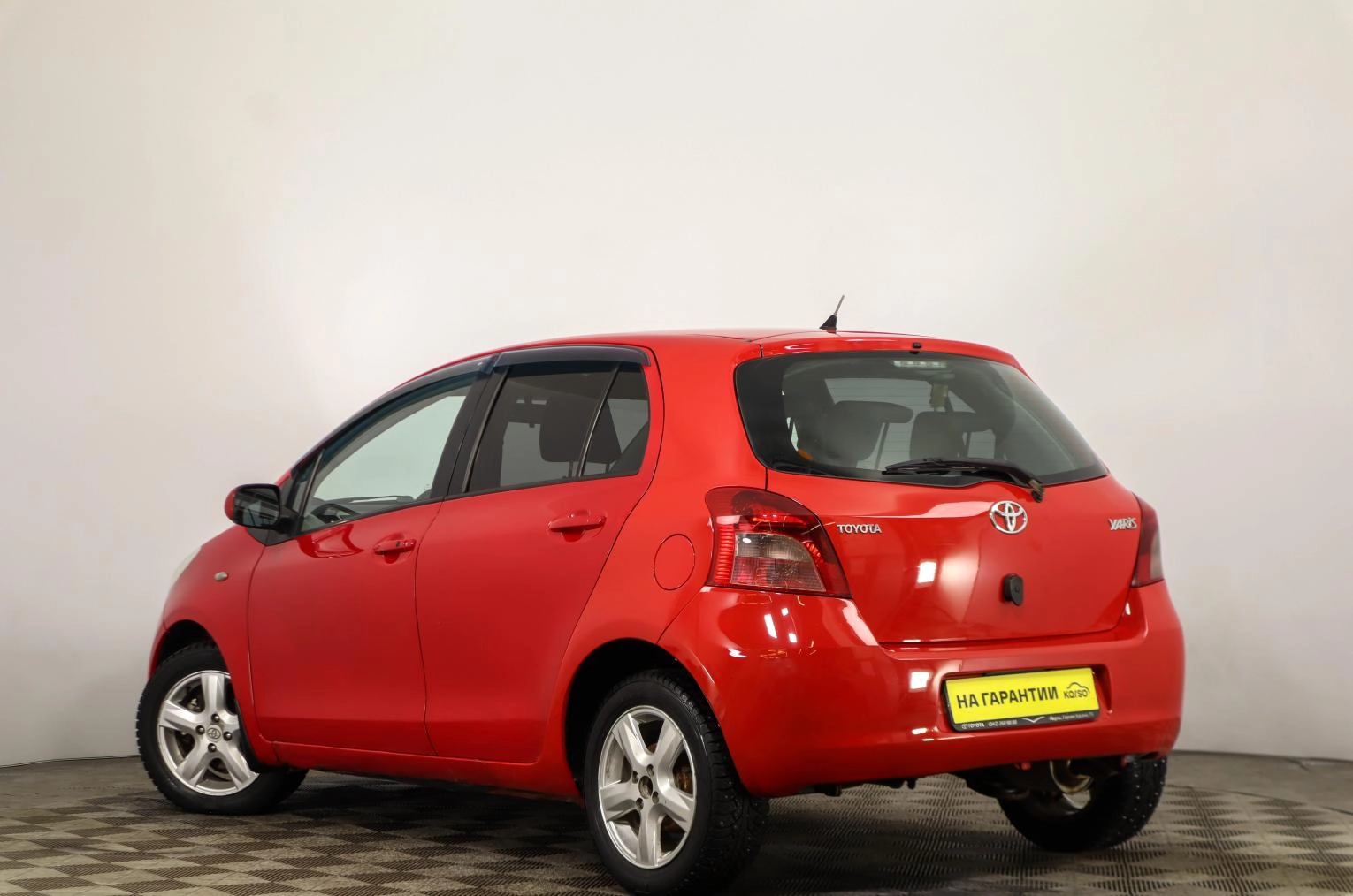 Toyota Yaris 6 из 23